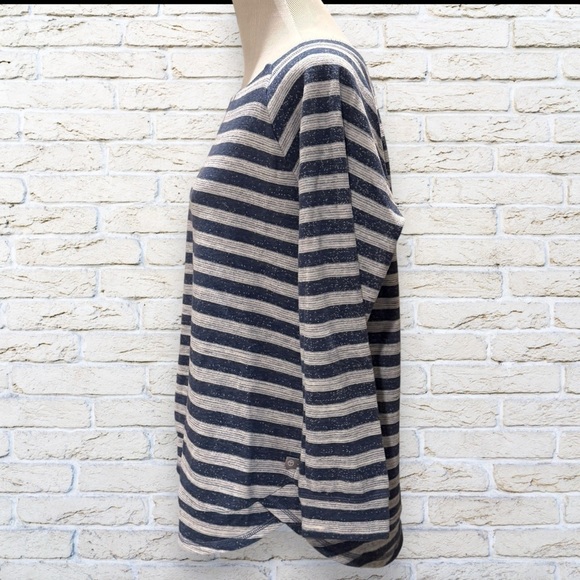 T by Talbots Striped Navy and Cream Sweatshirt Size X - Picture 2 of 5